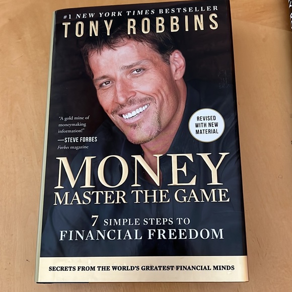 NWT Two Hardback books by Tony Robbins - Picture 2 of 3